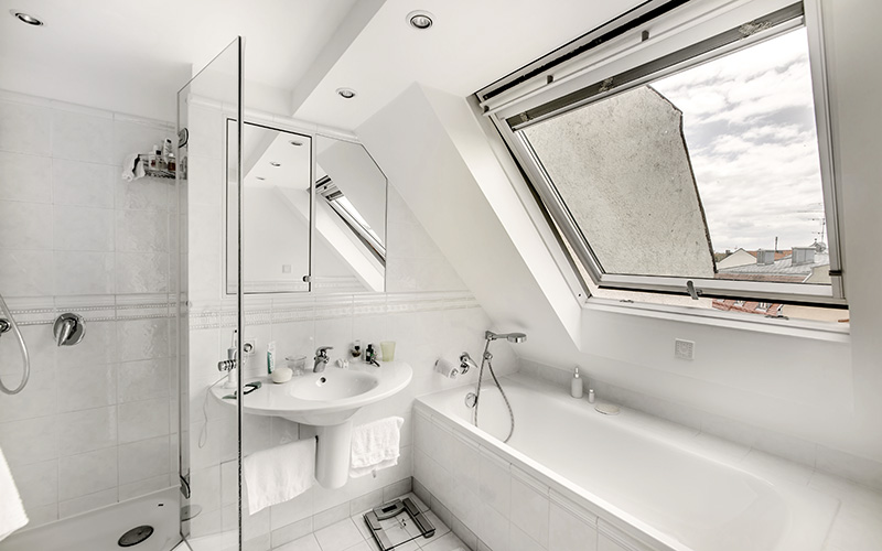 Möblierte Wohnung Haidhausen Badezimmer